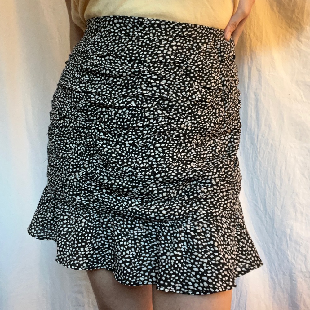 NWOT Abercrombie Ruffle Skirt